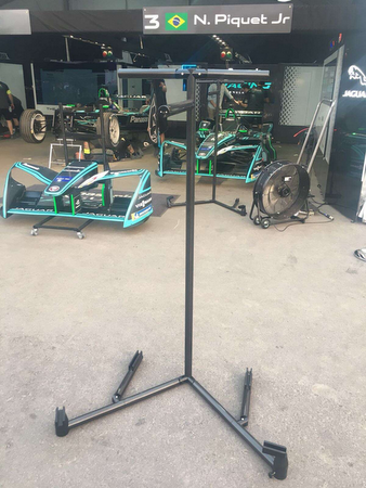 Engine Cover Stand